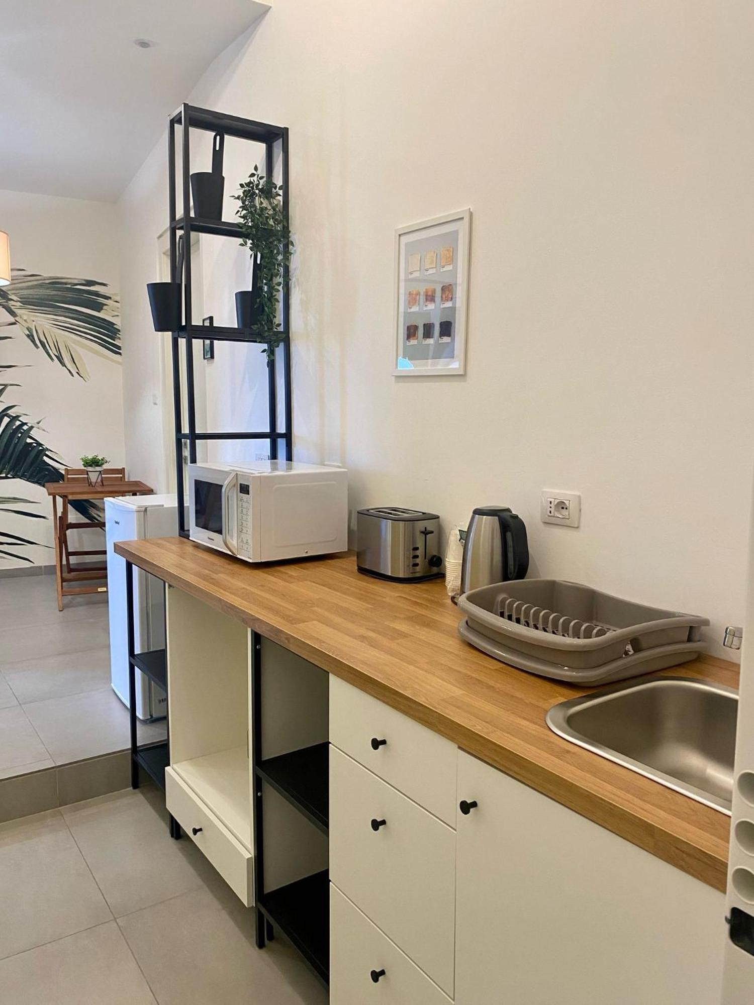 Istai Cagliari City Center Rooms Exterior foto